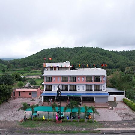 Hotel White Lotus Dungarpur エクステリア 写真