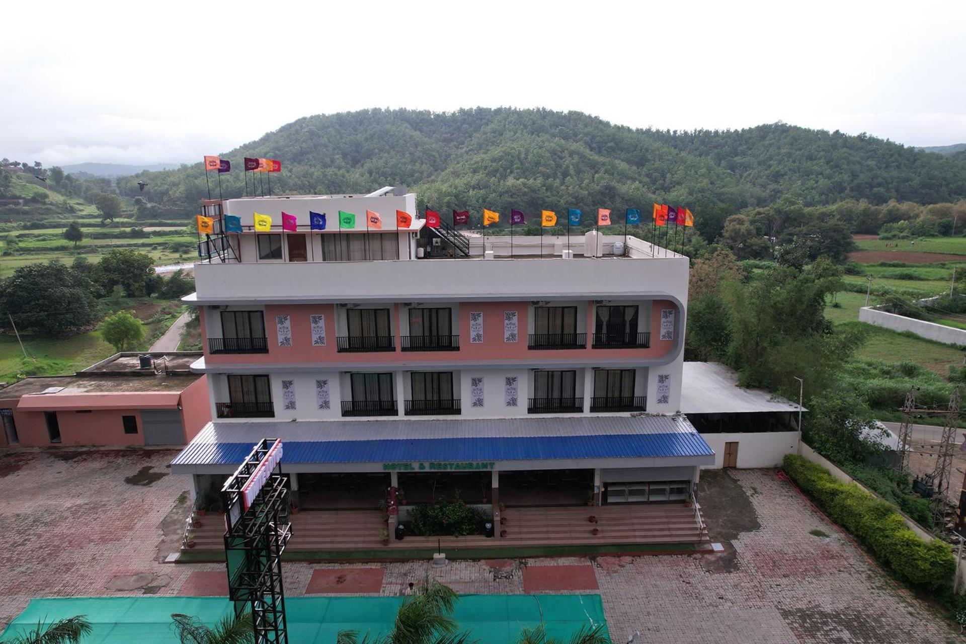 Hotel White Lotus Dungarpur エクステリア 写真